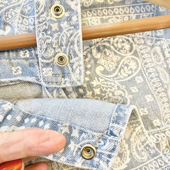 The Childrens‎ Place Paisley Denim Snap Overall Shorts Girls Size 12 - Picture 8 of 10